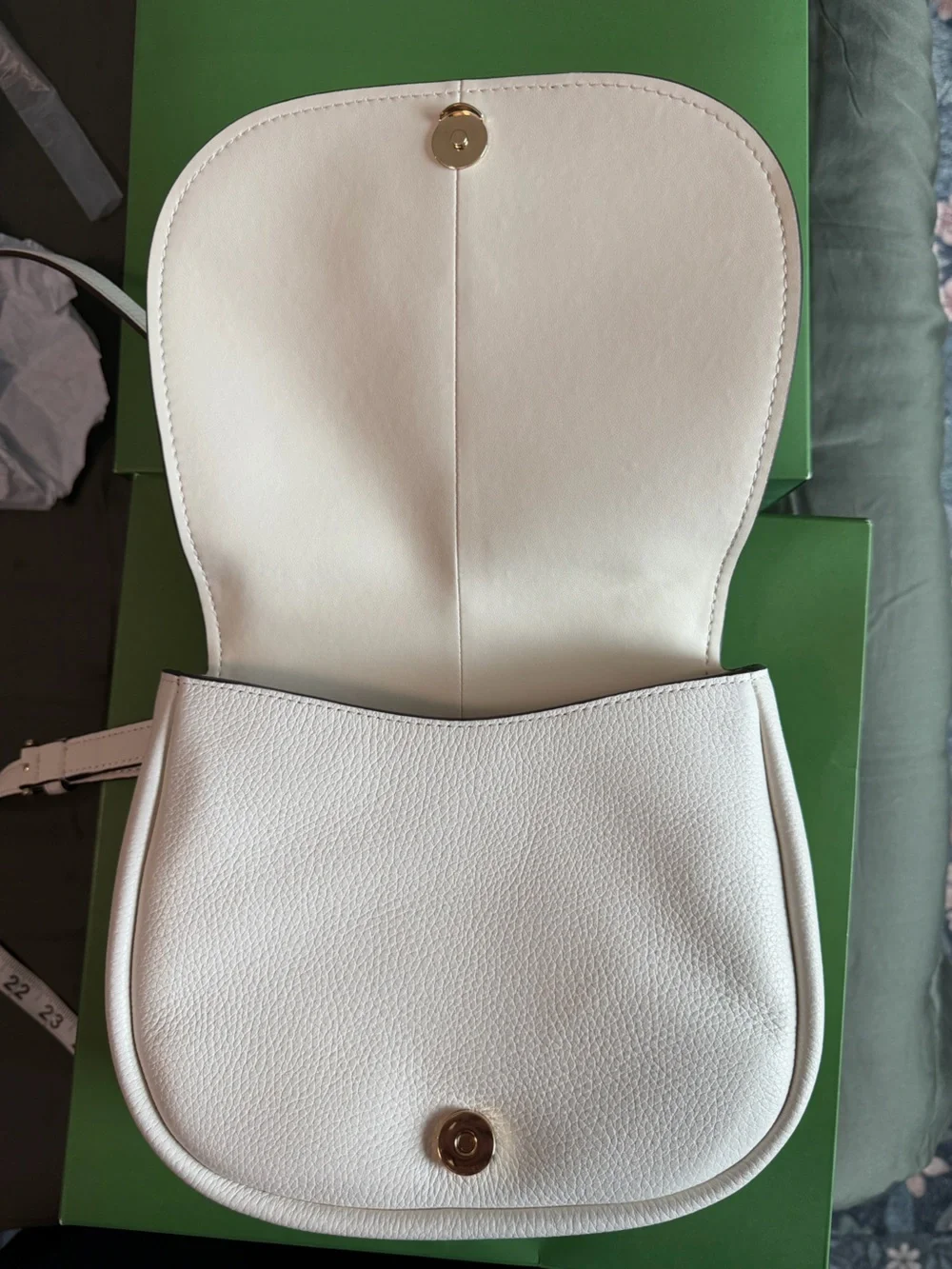 NWT kate spade Ivory Pebbled Leather Crossbody and Card Wallet Set